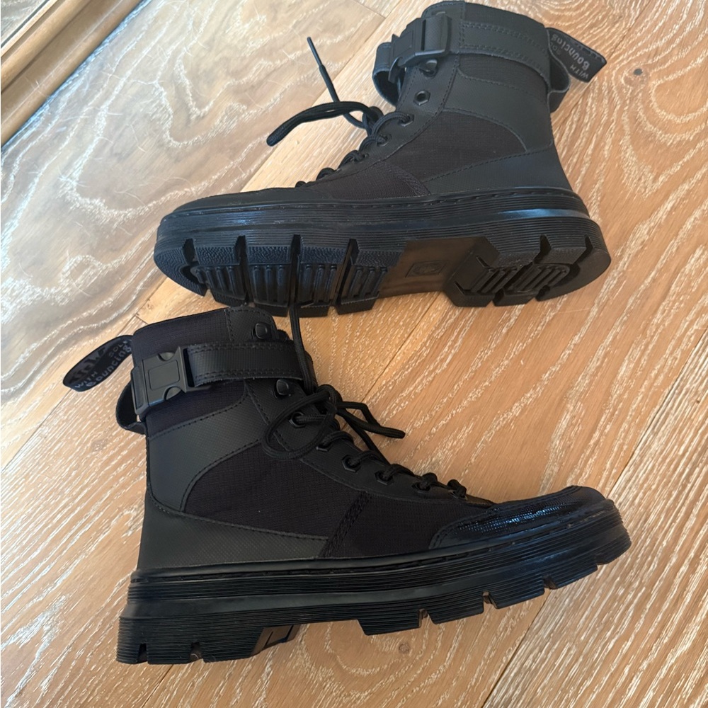 Dr. Martens® Combs Tech utilitarian combat boot black NWOT - Picture 8 of 13